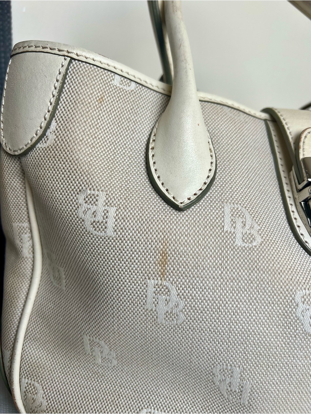 Dooney & Bourke Vintage Beige Logo Satchel with Cream Trim - Picture 8 of 10